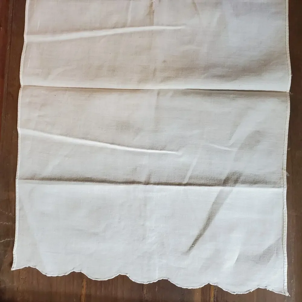 Vintage Hand Towel White w/ Embroidery & Cutouts 13x18 Inch